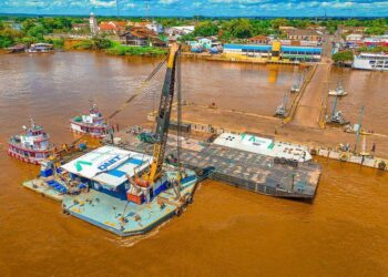 Porto de Parintins (AM) recebe novos módulos flutuantes e reforça operações no Festival Folclórico
