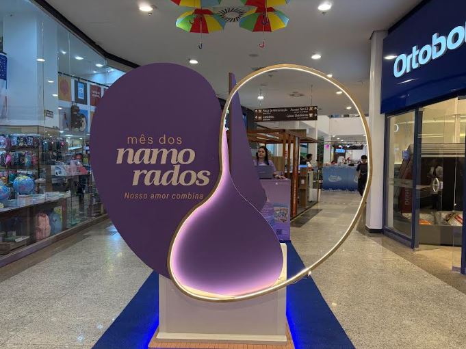 Com a proximidade do Dia dos Namorados, aumenta a procura por presentes, em Manaus