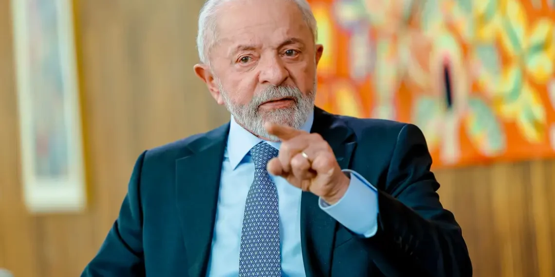 Lula reafirma soberania do Brasil diante de tarifas dos EUA e rejeita Guerra Fria contra a China