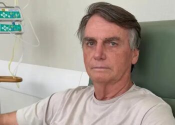 Bolsonaro cancela agenda por problemas de saúde e ficará em repouso durante todo o mês de julho