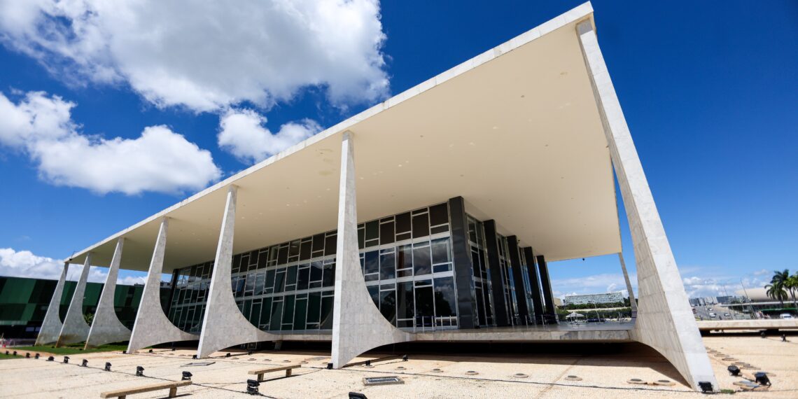STF inicia oitivas dos núcleos militares e civis acusados de planejar e executar tentativa de golpe