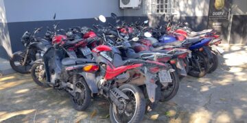 Polícia Civil devolve 32 motocicletas recuperadas durante operação