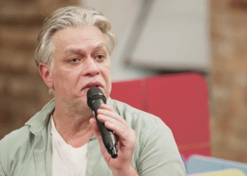 Fábio Assunção revela assédio na infância e fala sobre saúde mental em roda com jovens autistas