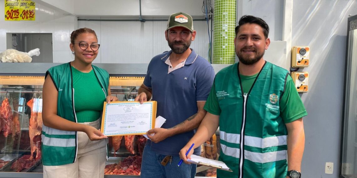 Supermercado de Itacoatiara recebe certificação do SIM e reforça segurança na comercialização de carnes