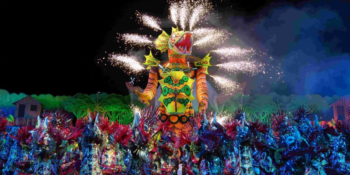 Cores, tecnologia e resistência marcam espetáculo da Ciranda Tradicional em Manacapuru