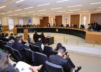Ex-prefeito de Atalaia do Norte é condenado a devolver R$ 2,7 milhões por irregularidades em caixa da prefeitura