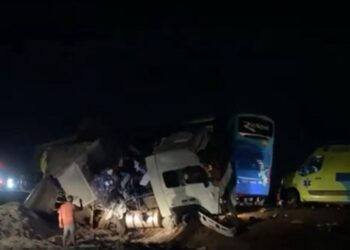 Acidente entre ônibus e carreta deixa 11 mortos e mais de 40 feridos no MT