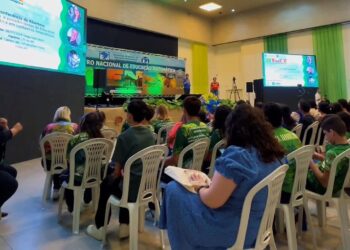 Escola de Itacoatiara representa o município em evento nacional de educação matemática