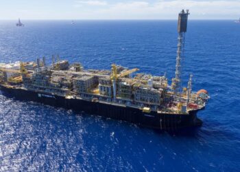 BP descobre maior campo de petróleo em 25 anos no pré-sal da Bacia de Santos