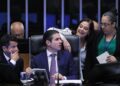 Câmara aprova urgência de projeto que isenta Imposto de Renda para salários de até R$ 5 mil