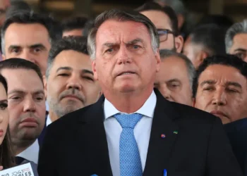 PGR pede reforço policial no entorno da casa de Bolsonaro