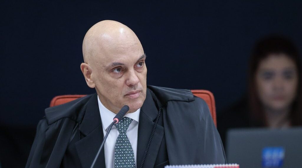 Moraes dá prazo para PGR e defesas apresentarem alegações finais em ação golpista