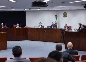 STF publica ata que oficializa condenação de Bolsonaro e dá início a prazo para recursos