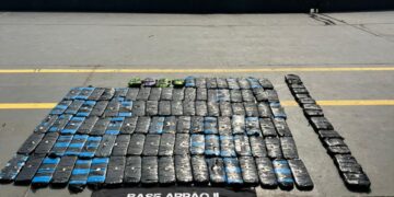 Operação na Base Arpão 2 apreende mais de 100 tabletes de cocaína em Coari
