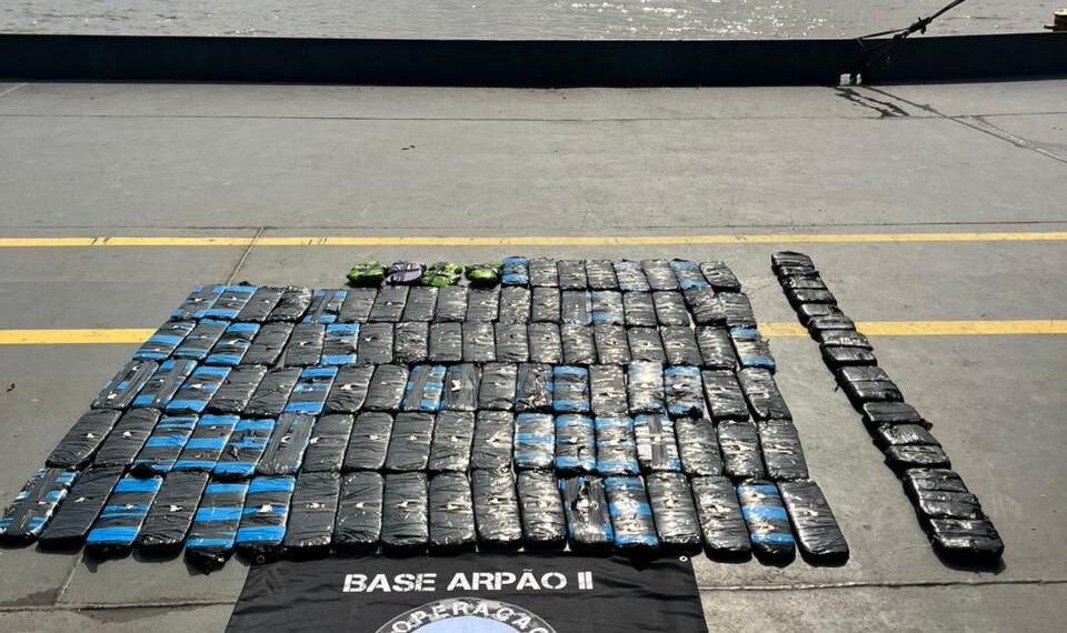 Operação na Base Arpão 2 apreende mais de 100 tabletes de cocaína em Coari