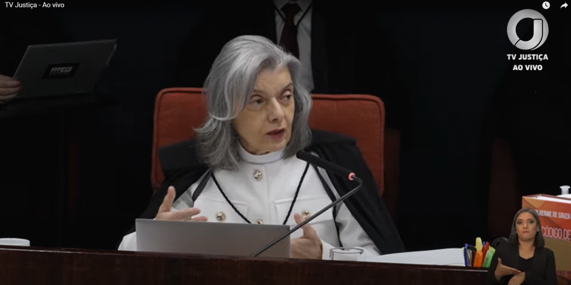Cármen Lúcia rejeita todas as preliminares das defesas no caso do suposto golpe de Estado