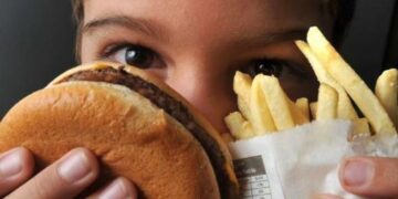 Obesidade infantil supera desnutrição pela primeira vez no mundo, aponta Unicef