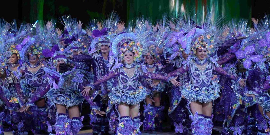 Com cenário grandioso e tecnológico, Flor Matizada encerra o Festival de Cirandas de Manacapuru