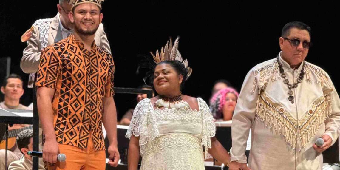 Espetáculo ‘Lendas Amazônicas 2’ encanta público no Teatro Amazonas com toadas e inclusão