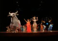Espetáculo ‘Regionalidades – Parte 2’ celebra diversidade cultural no palco do imponente Teatro Amazonas