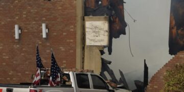 Tiroteio em igreja de Michigan deixa dois mortos e ao menos oito feridos