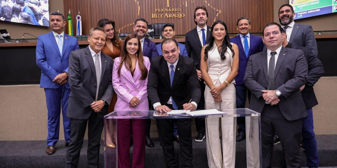Aleam lança concurso público com 100 vagas imediatas e provas em dezembro