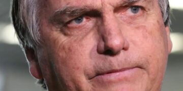 STF condena Bolsonaro a 27 anos e três meses de prisão