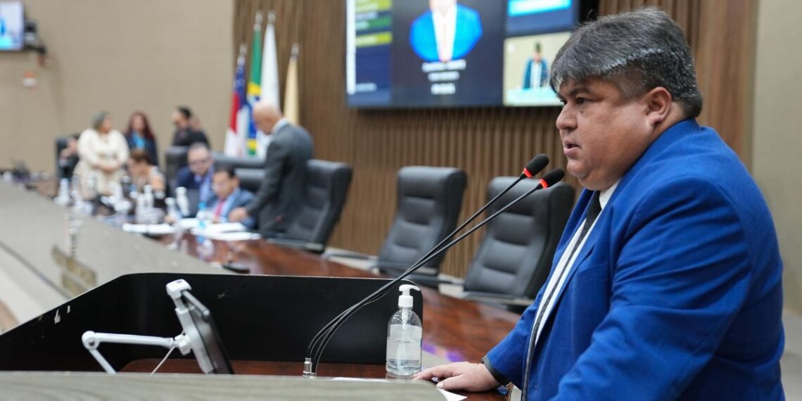 Câmara Municipal de Manaus economiza R$ 2,7 milhões com energia solar em três anos