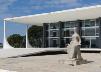 STF inicia julgamento de Bolsonaro sob forte esquema de segurança em Brasília