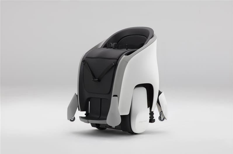 Honda lança UNI-ONE, dispositivo de mobilidade pessoal sem uso das mãos