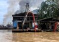 PF inutiliza 49 embarcações de garimpo ilegal no Rio Madeira e apreende mercúrio em operação