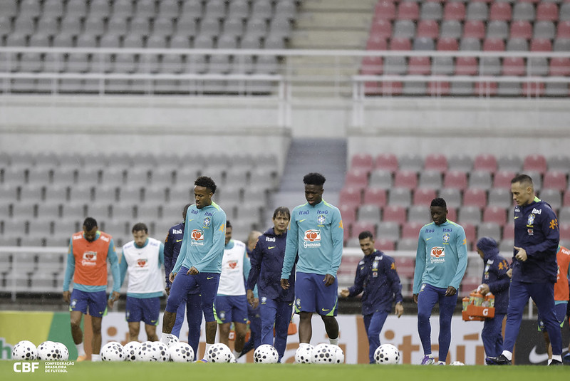 Brasil inicia preparação na Coreia com Vinícius Júnior e Rodrygo disputando vaga no ataque