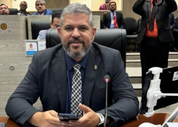 TRE-AM cassa mandato do vereador Elan Alencar por fraude à cota de gênero