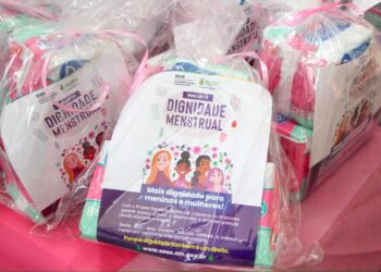 Secretaria inicia distribuição de absorventes para meninas e mulheres em situação de vulnerabilidade social em Manaus