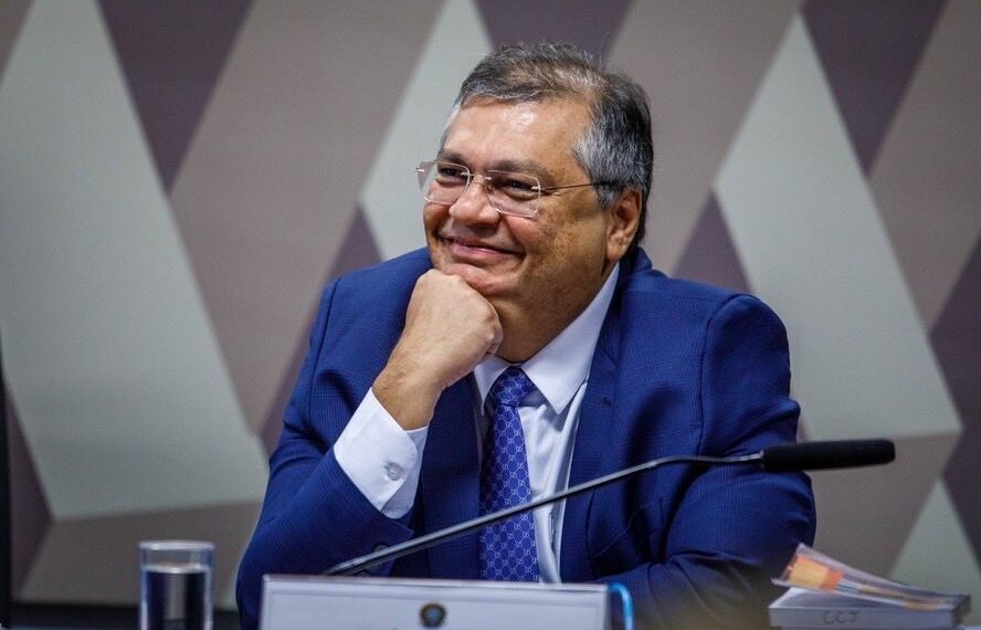 Flávio Dino marca para 7 de novembro julgamento de recursos de Bolsonaro e réus da trama golpista