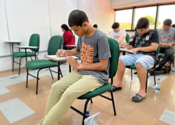 Vestibular e SIS: UEA disponibiliza cartão de convocação para candidatos inscritos