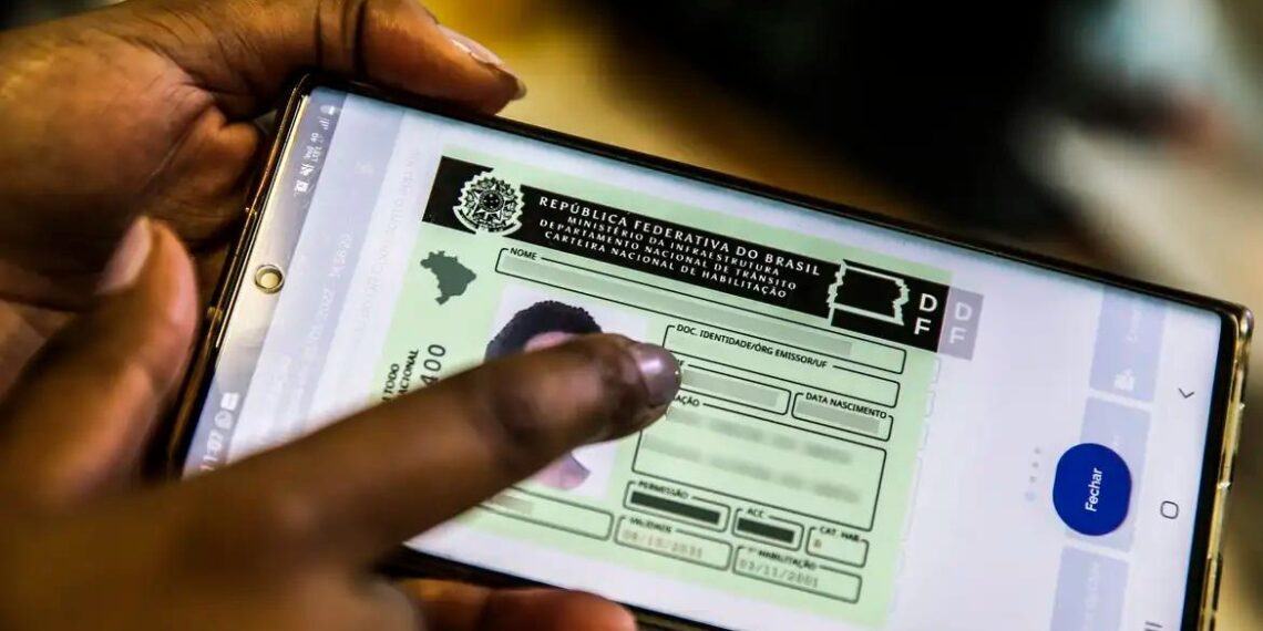 Governo lança consulta sobre fim da exigência de autoescola para CNH