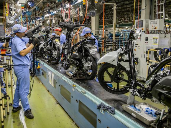 Produção de motos cresce 17,4% em setembro e tem melhor resultado em 14 anos, aponta Abraciclo