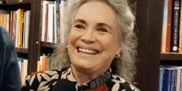 Regina Duarte responde com carinho a Antônio Fagundes após comentário sobre divergências políticas
