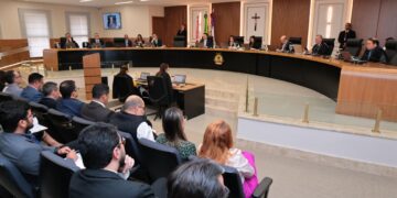 TCE-AM reprova contas da Educação de Autazes e multa ex-secretário em R$ 34 mil