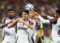 Flamengo goleia o Sport por 5 a 1 e pressiona o Palmeiras na disputa pelo título