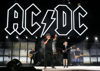 Após 16 anos, AC/DC prepara retorno triunfal ao Brasil