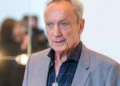 Morre Udo Kier, ícone do cinema cult e estrela de Bacurau, aos 81 anos