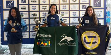 Nadadora amazonense Kathleen Manoella conquista três medalhas e dois troféus em competições nacionais