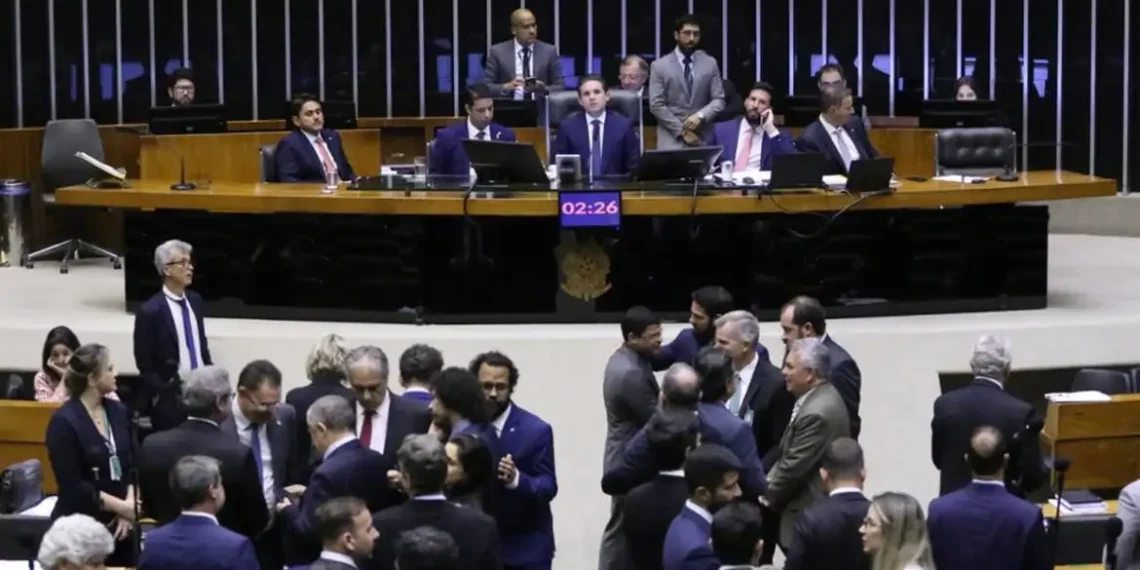 Câmara aprova texto-base do Marco Legal de Enfrentamento ao Crime Organizado por 370 a 110 votos