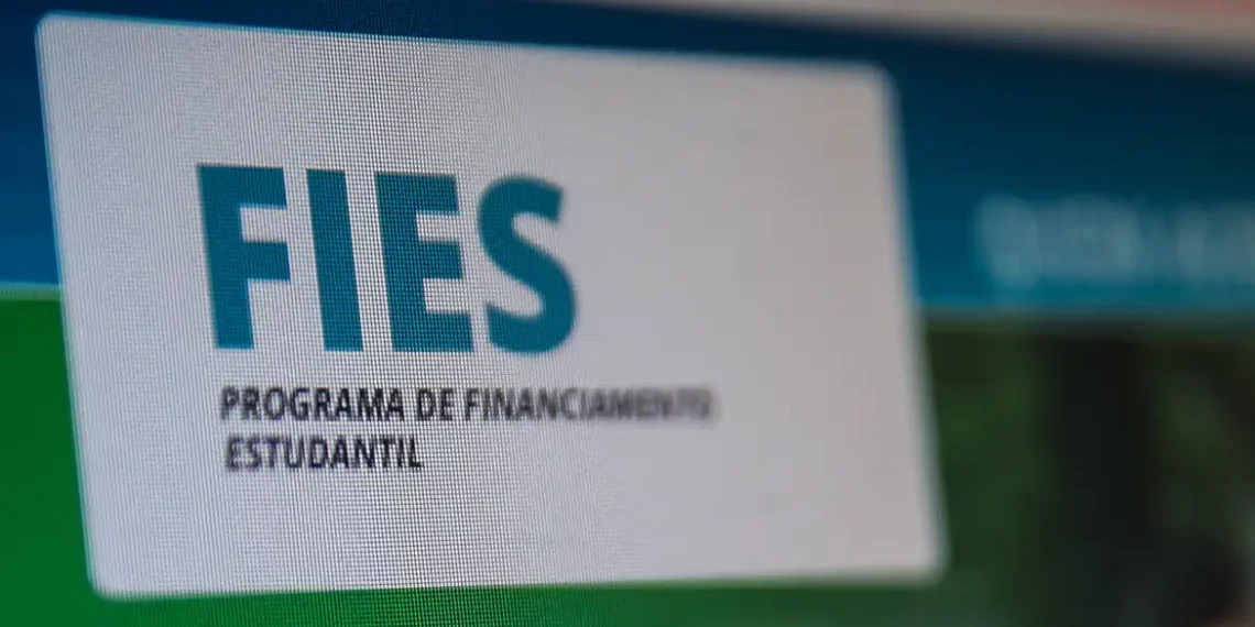 MEC inicia convocação da lista de espera do Fies para o segundo semestre de 2025