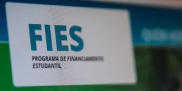 MEC inicia convocação da lista de espera do Fies para o segundo semestre de 2025