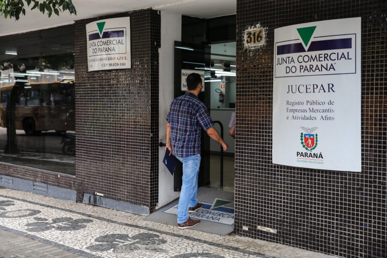 Nova lei permite que governadores escolham livremente presidentes de juntas comerciais