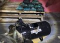 PM apreende 15 kg de skunk escondidos em compressor em embarcação no interior do Amazonas