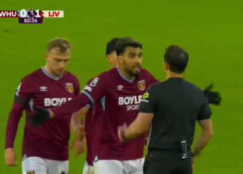 Após expulsão, Lucas Paquetá segue afetado por investigação sobre apostas, diz técnico do West Ham